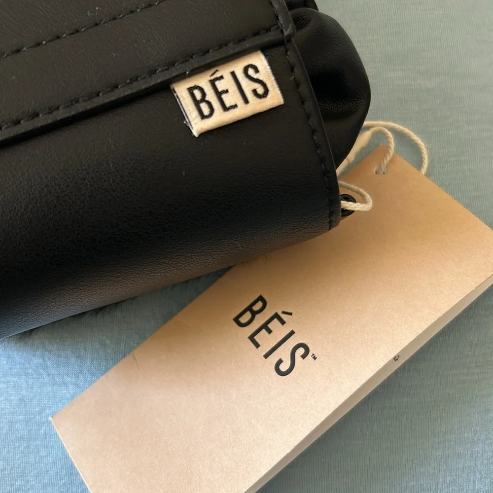BEIS Black Travel‎ Drink Faux Fur Koozie Sling Bag Wallet Strap Accessory NWT